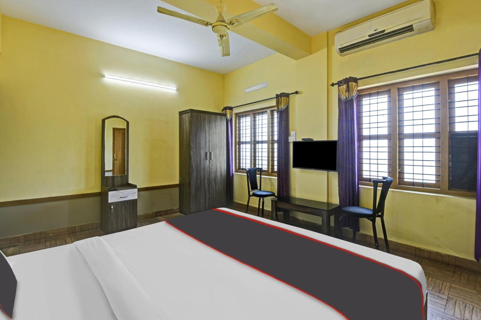 Collection O Express Suites Kakkayam Екстериор снимка